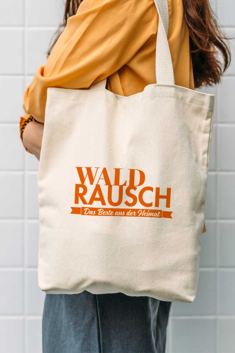Waldrausch Magazin Tragetasche Logo Branding Formschön GmbH Tragtasche mit dem Logo von Waldrausch - Das Beste aus der Heimat
